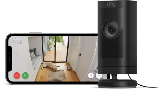 Ring Stick Up Cam Pro ulkokäyttöön tarkoitettu valvontakamera virtapistokkeella, musta
